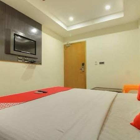 Hotel Srees Tiruchirappalli Extérieur photo